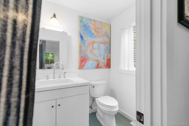 10 Pleasant, East Hampton, NY 11937