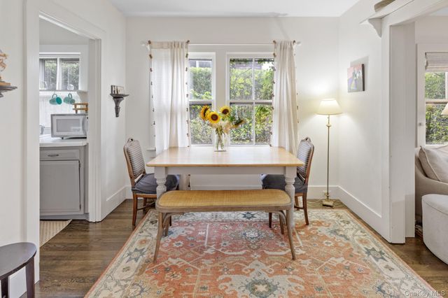 10 Pleasant, East Hampton, NY 11937