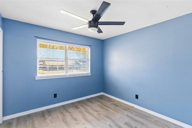 1422 Glenwick Lane, Irving, TX 75060