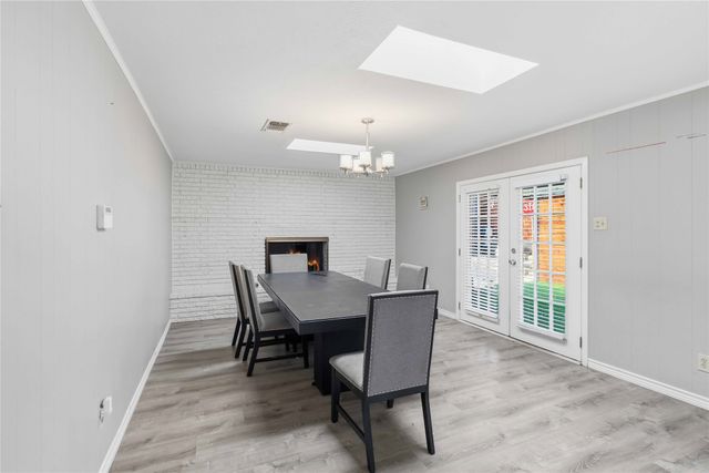 1422 Glenwick Lane, Irving, TX 75060