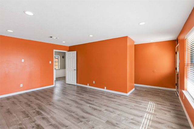 1422 Glenwick Lane, Irving, TX 75060