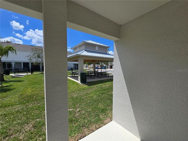 737 MAPLE OAK DRIVE, Deland, FL 32720
