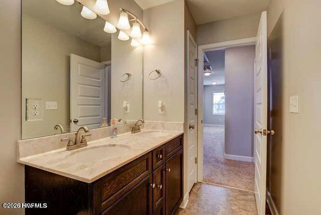 120 Camelot Drive, Holly Ridge, NC 28445