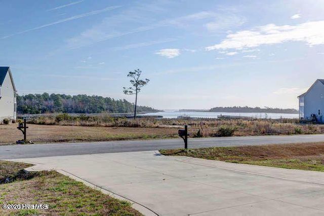 120 Camelot Drive, Holly Ridge, NC 28445