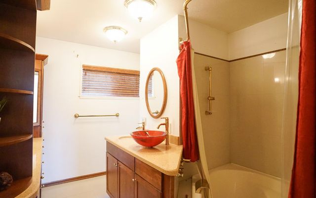 269 Montgomery Dr, Mokelumne Hill, CA 95245