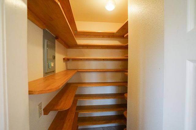 269 Montgomery Dr, Mokelumne Hill, CA 95245