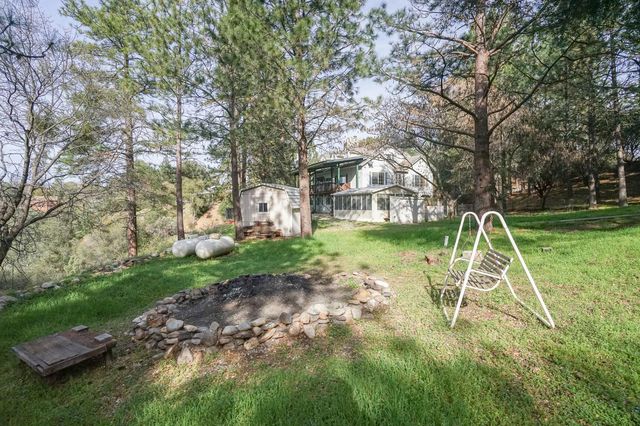 269 Montgomery Dr, Mokelumne Hill, CA 95245