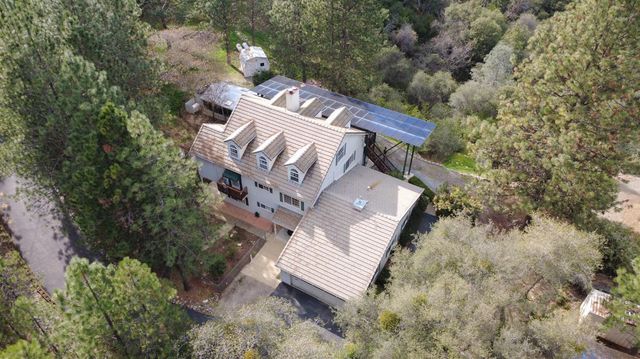 269 Montgomery Dr, Mokelumne Hill, CA 95245