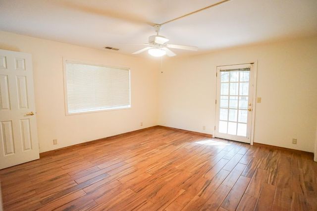 269 Montgomery Dr, Mokelumne Hill, CA 95245