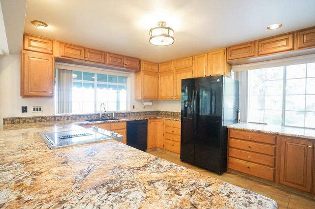 269 Montgomery Dr, Mokelumne Hill, CA 95245