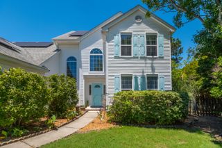 422 S Piazza Court, Mount Pleasant, SC 29464
