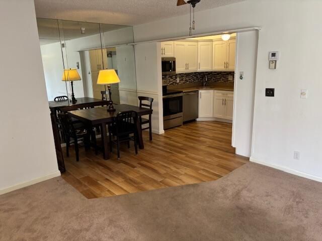 340 Pine Ridge Circle B-1, Greenacres, FL 33463