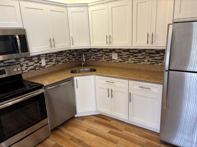 340 Pine Ridge Circle B-1, Greenacres, FL 33463