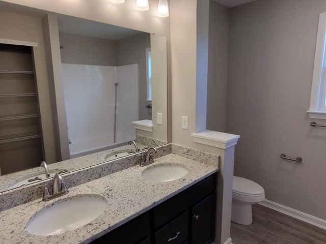 10732 Melbury Court, 289GL, Independence, KY 41051