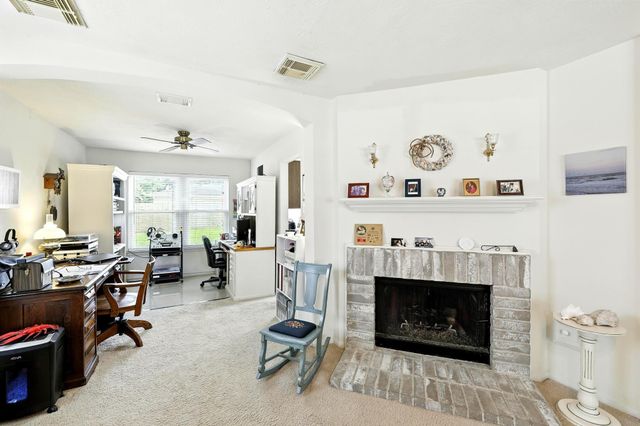 1723 Oak Valley Drive, Kemah, TX 77565