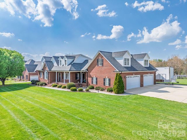 600 Ivah Lee Way, Monroe, NC 28110