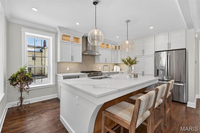 727 Marshall Avenue, Webster Groves, MO 63119