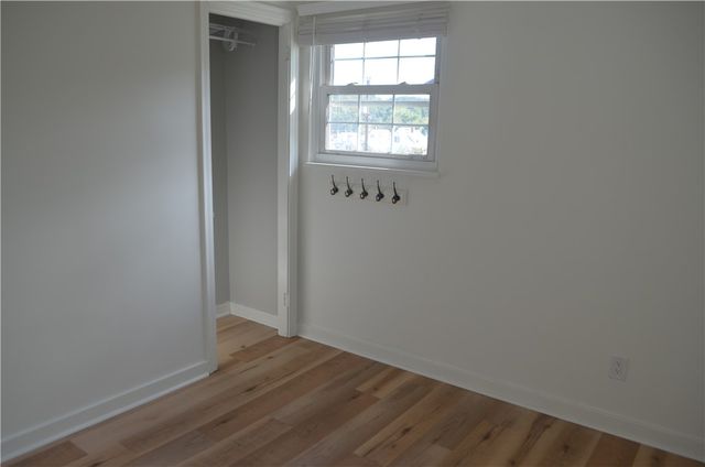 6 Hartung Ct, Monessen, PA 15062