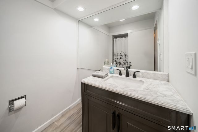 616 Heritage Village B, Southbury, CT 06488