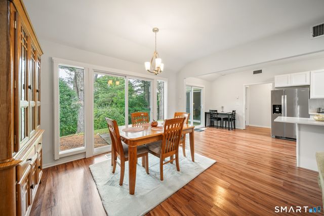 616 Heritage Village B, Southbury, CT 06488