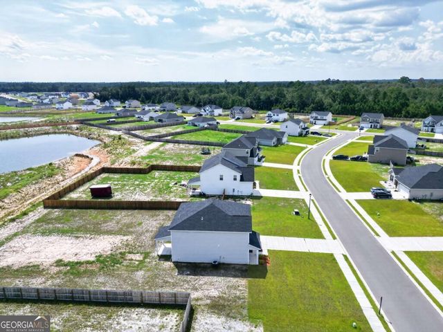 235 Deerfield Drive NE, Ludowici, GA 31316