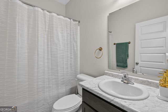 235 Deerfield Drive NE, Ludowici, GA 31316