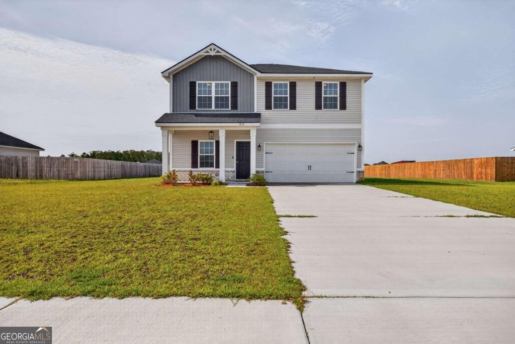 235 Deerfield Drive NE, Ludowici, GA 31316