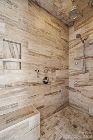 3220 Commonwealth Avenue, Charlotte, NC 28205