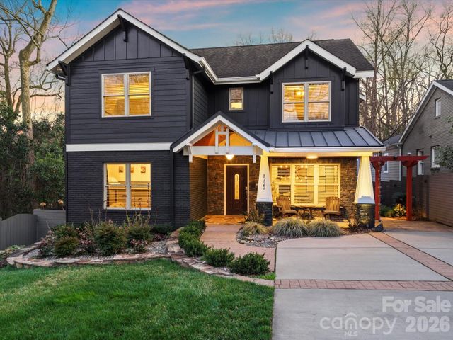 3220 Commonwealth Avenue, Charlotte, NC 28205