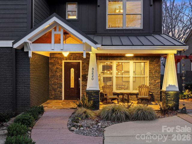3220 Commonwealth Avenue, Charlotte, NC 28205