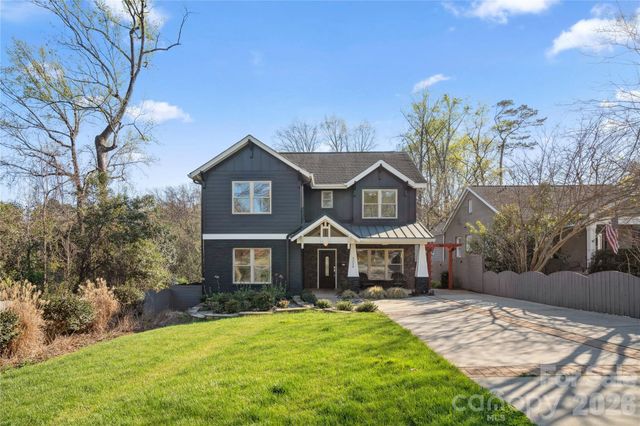 3220 Commonwealth Avenue, Charlotte, NC 28205