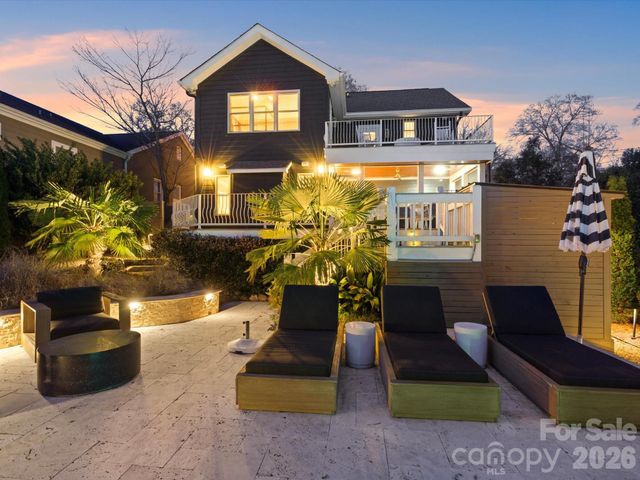 3220 Commonwealth Avenue, Charlotte, NC 28205