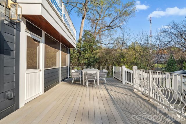 3220 Commonwealth Avenue, Charlotte, NC 28205