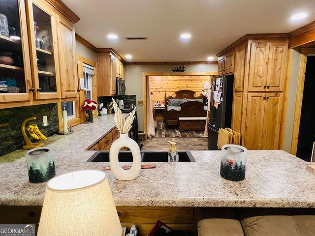 722 Floyd Springs, Armuchee, GA 30105