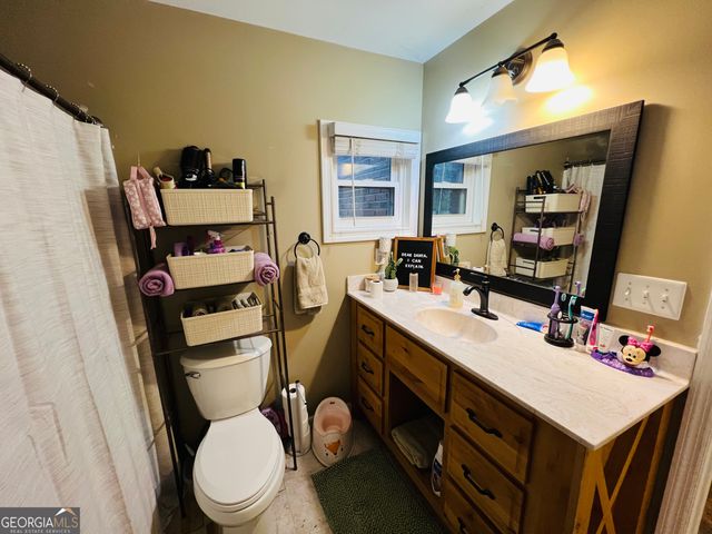 722 Floyd Springs, Armuchee, GA 30105