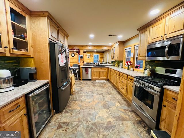 722 Floyd Springs, Armuchee, GA 30105