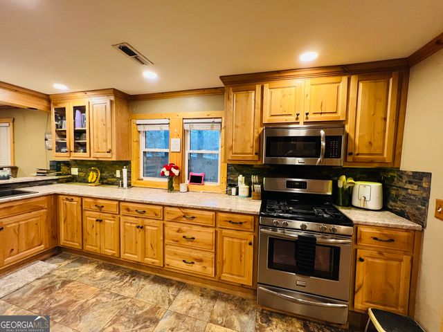 722 Floyd Springs, Armuchee, GA 30105