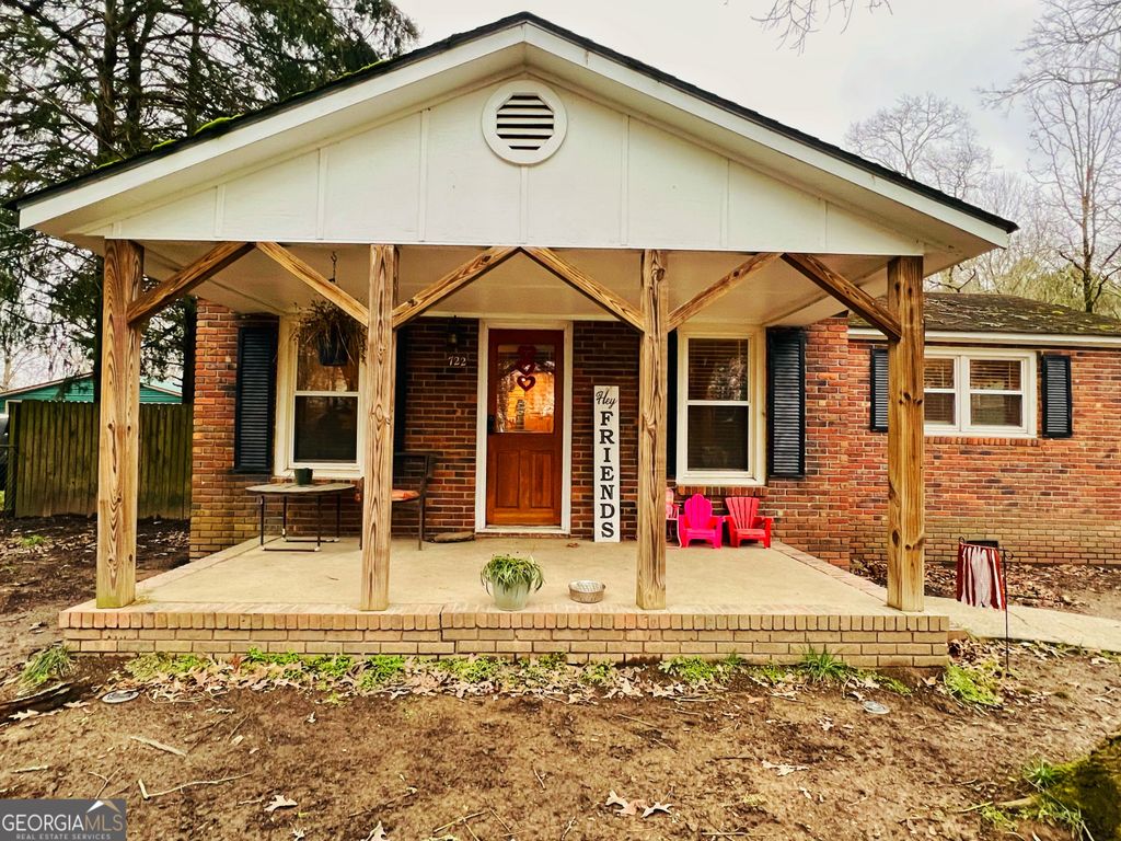 722 Floyd Springs, Armuchee, GA 30105