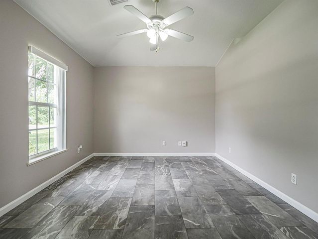 1456 25th Court SW, Vero Beach, FL 32962