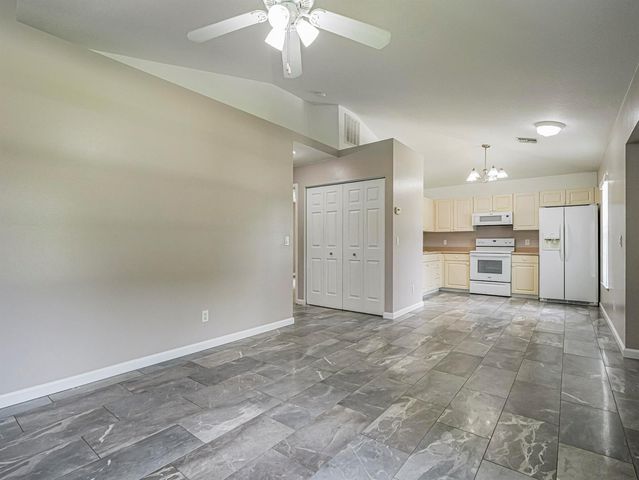 1456 25th Court SW, Vero Beach, FL 32962