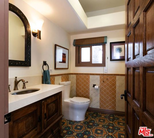 2131 Kew Drive, Los Angeles, CA 90046