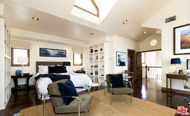 2131 Kew Drive, Los Angeles, CA 90046