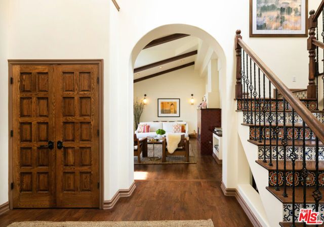 2131 Kew Drive, Los Angeles, CA 90046