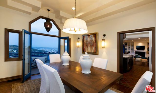 2131 Kew Drive, Los Angeles, CA 90046