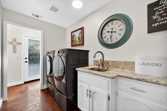 6610 Rio Oso Dr, Rancho Murieta, CA 95683