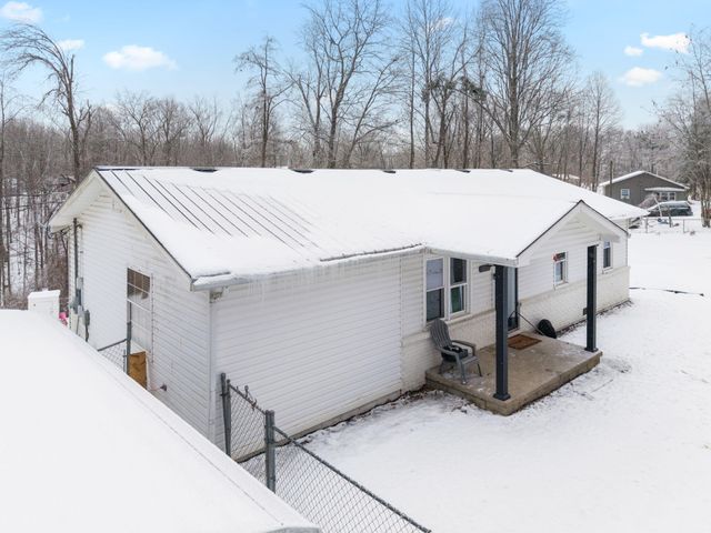 1092 Pilgrims Rest Road, Mckee, KY 40447