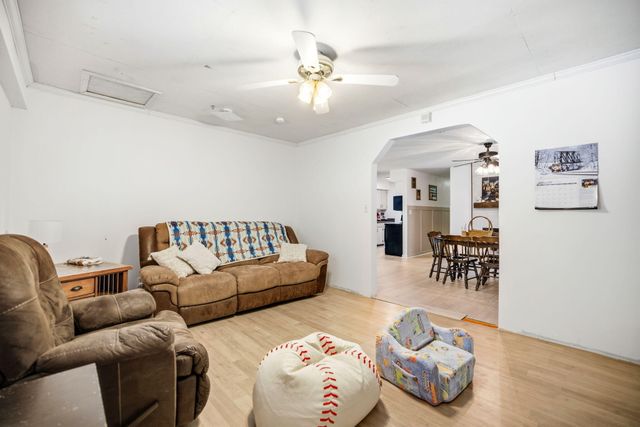 1092 Pilgrims Rest Road, Mckee, KY 40447