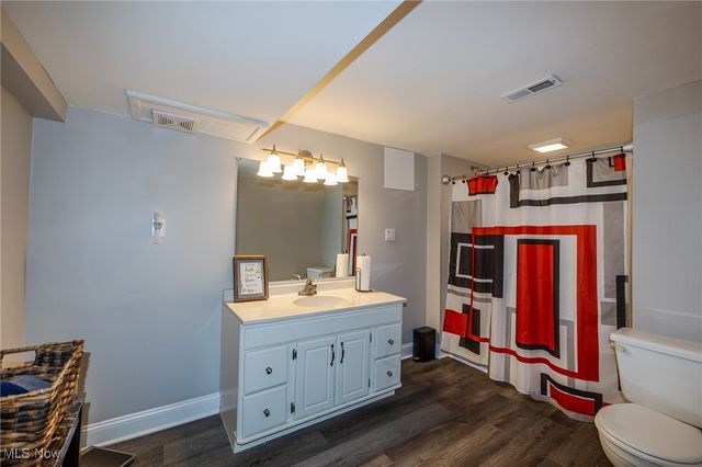 15472 Meigs Boulevard, Brook Park, OH 44142