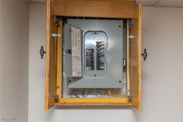 15472 Meigs Boulevard, Brook Park, OH 44142