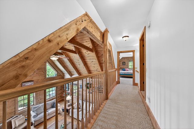 104 Pebble Brook LN, Moneta, VA 24121